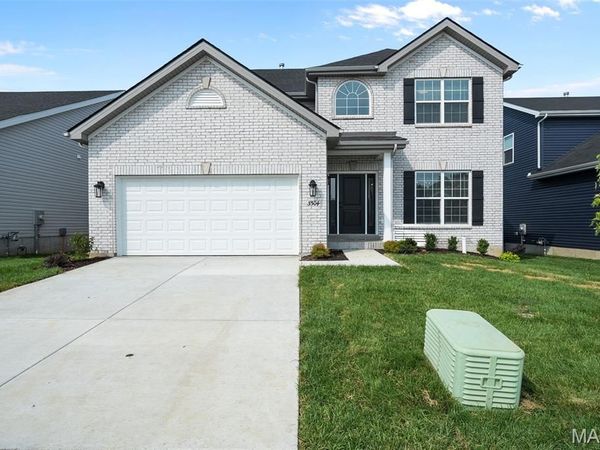 3304 White Pine Drive , Imperial, MO 63052