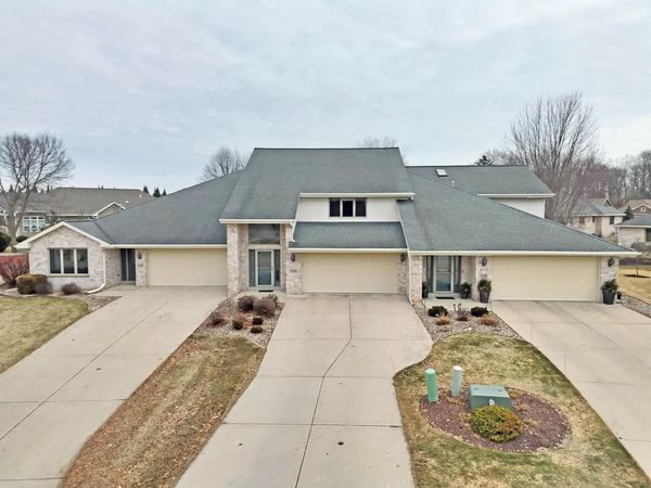 1064 CORONADO COURT, Hobart, WI 54155