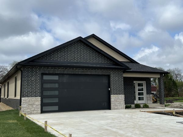 10730 S Worth Avenue, Worth, IL 60482