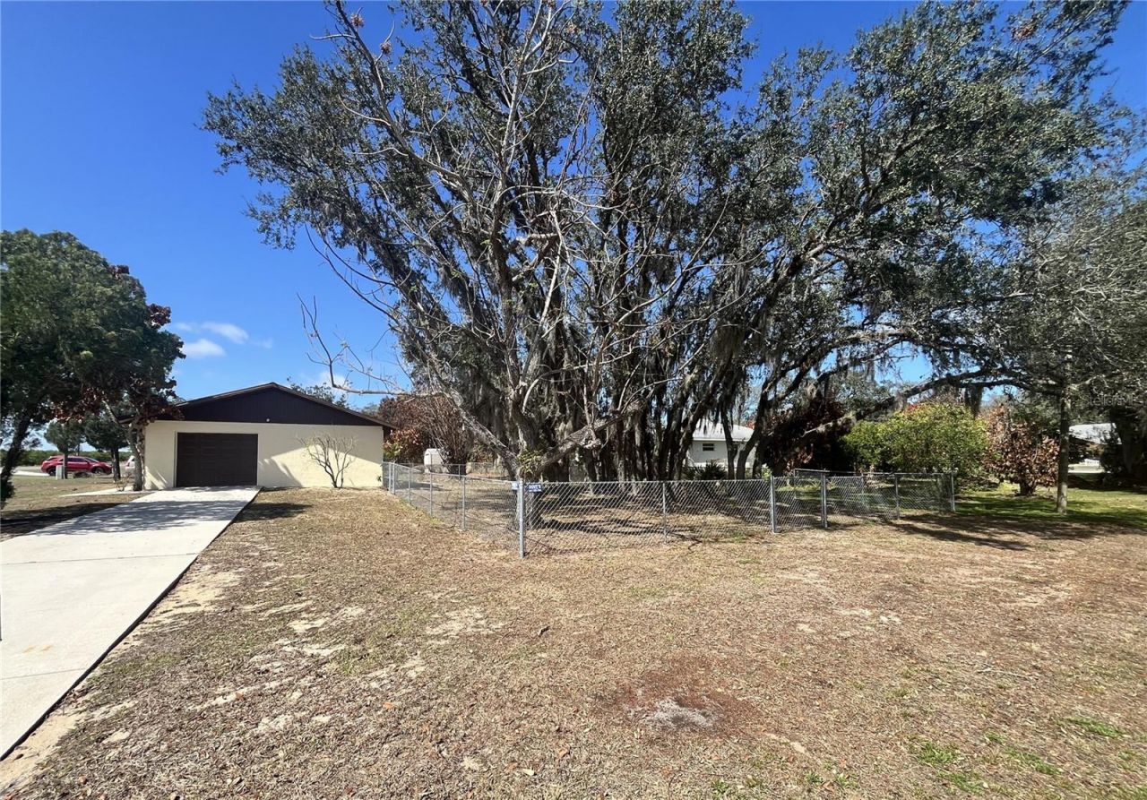 2052 W Stryker Road , Avon Park, FL 33825 Photo