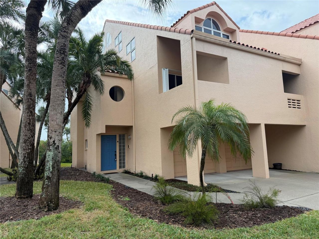 1630 Royal Palm Drive S, Unit A, Saint Petersburg, FL 33707 Main Photo