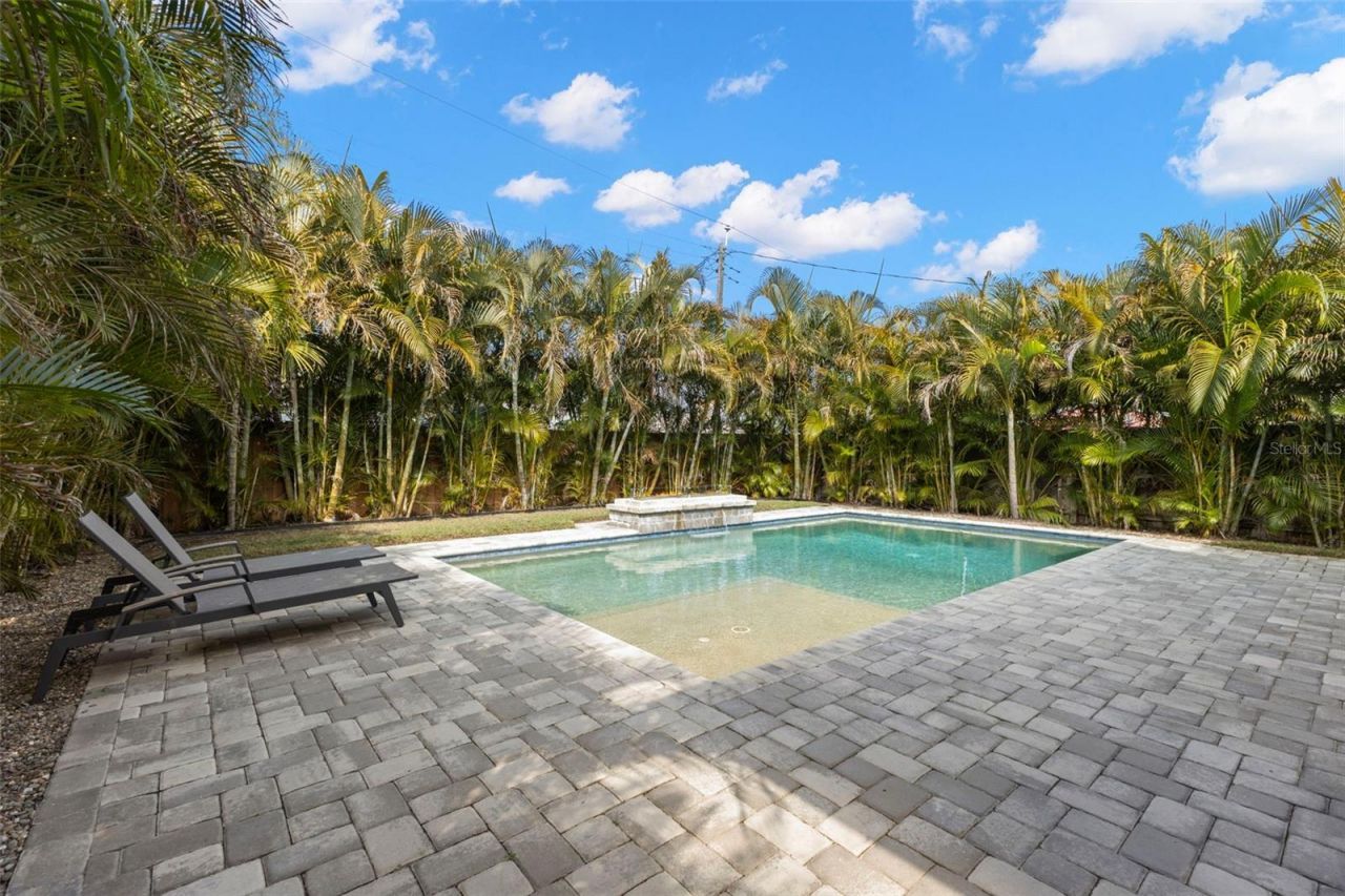 8027 27th Avenue N, Saint Petersburg, FL 33710 Photo