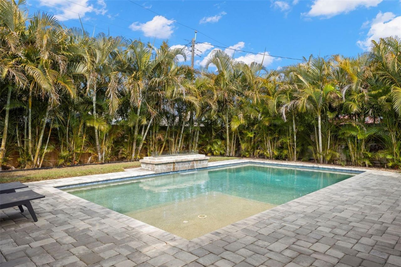 8027 27th Avenue N, Saint Petersburg, FL 33710 Photo