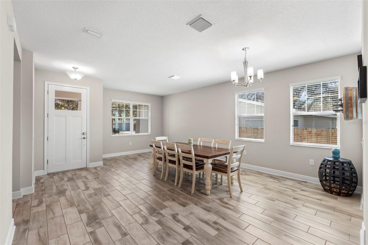 8027 27th Avenue N, Saint Petersburg, FL 33710 Photo