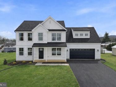 228 HOCKERSVILLE ROAD , HERSHEY, PA 17033