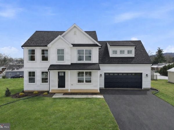 228 HOCKERSVILLE ROAD , HERSHEY, PA 17033