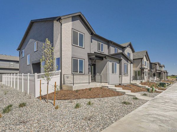 1290 S Algonquian , Aurora, CO 80018