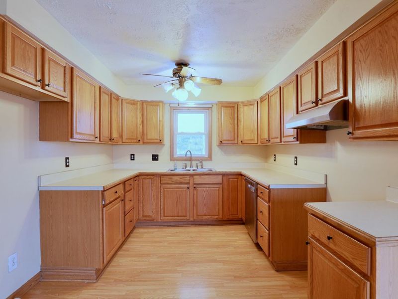 3059 West Point Road SE, Lancaster, OH 43130 Photo 7