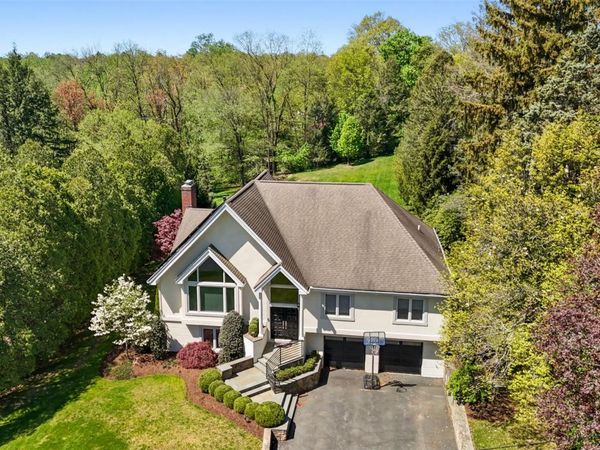 33 Hillandale Road, Rye Brook, NY 10573