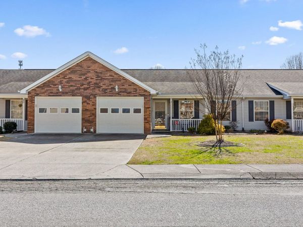 74 Flagstone Drive, Rossville, GA 30741