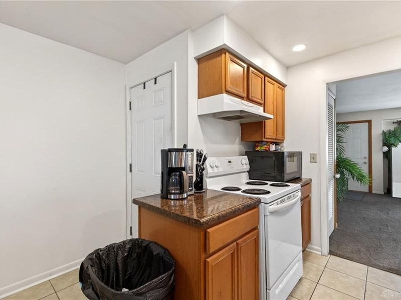 3171 3173 Autumn Ridge Court, Dayton, OH 45414 Photo 7