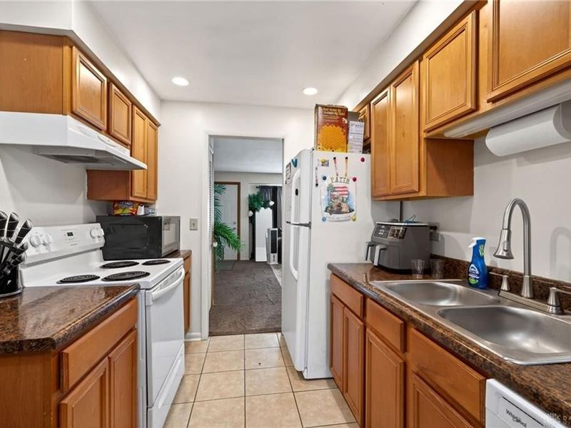 3171 3173 Autumn Ridge Court, Dayton, OH 45414 Photo 9