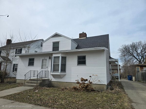 505 5th Street S, Moorhead, MN 56560