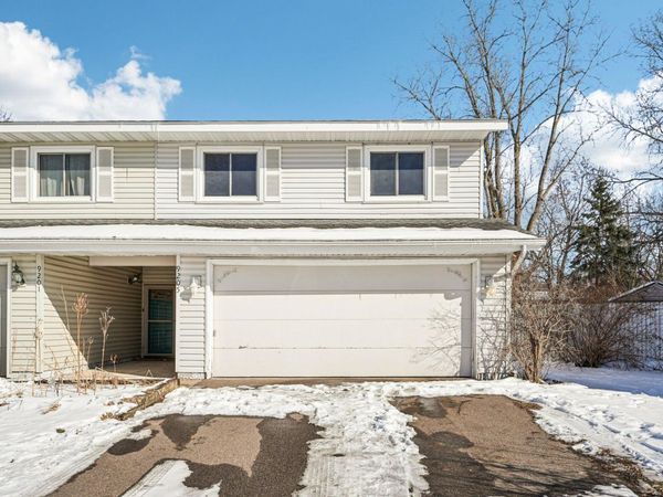 9205 29th Avenue N, New Hope, MN 55427