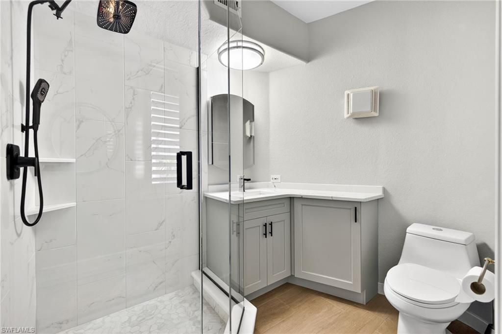 18110 N Olga Dr, Alva, FL 33920 Photo