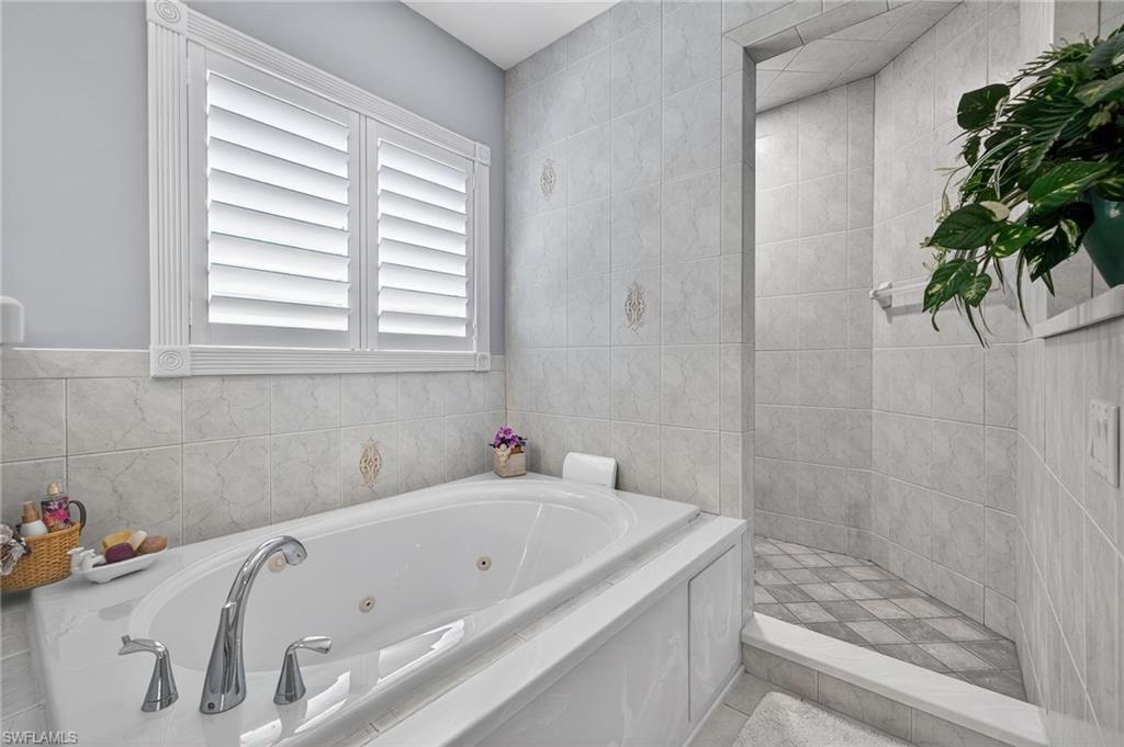 18110 N Olga Dr, Alva, FL 33920 Photo