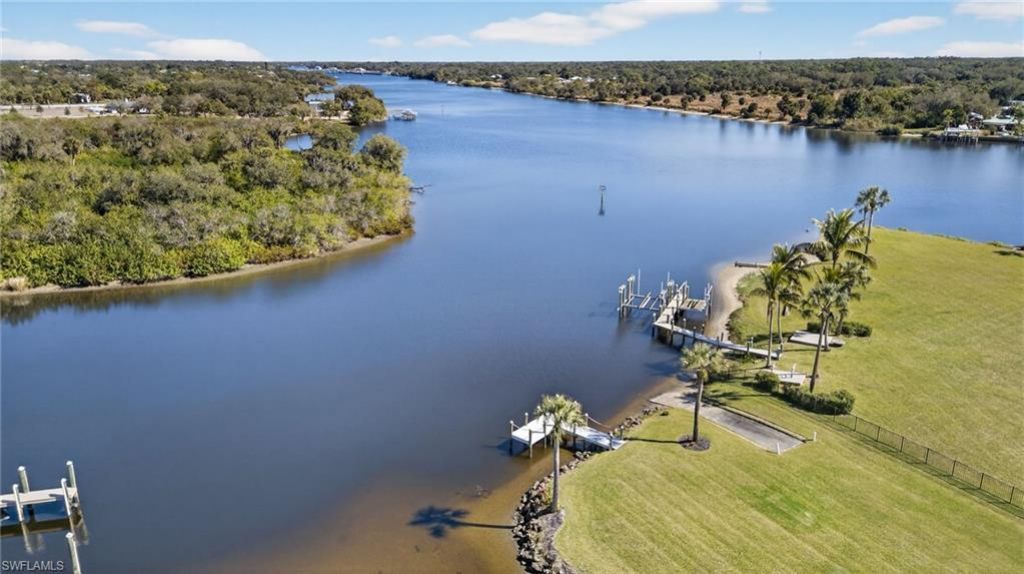 18110 N Olga Dr, Alva, FL 33920 Photo