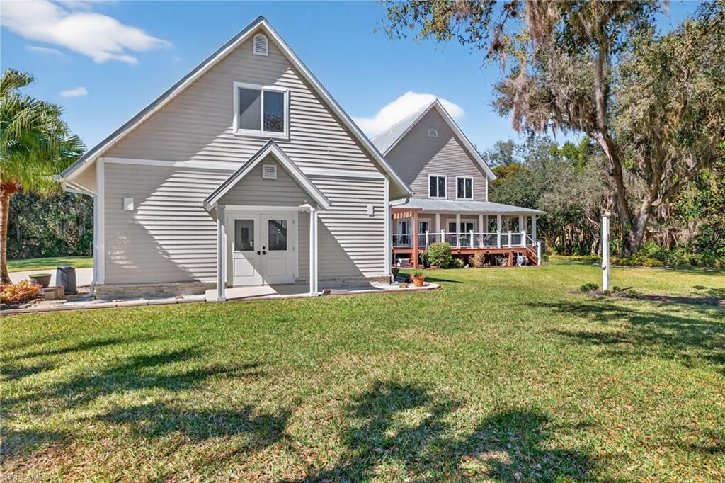 18110 N Olga Dr, Alva, FL 33920 Photo