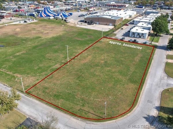 10935 E 23rd Street , Tulsa, OK 74129