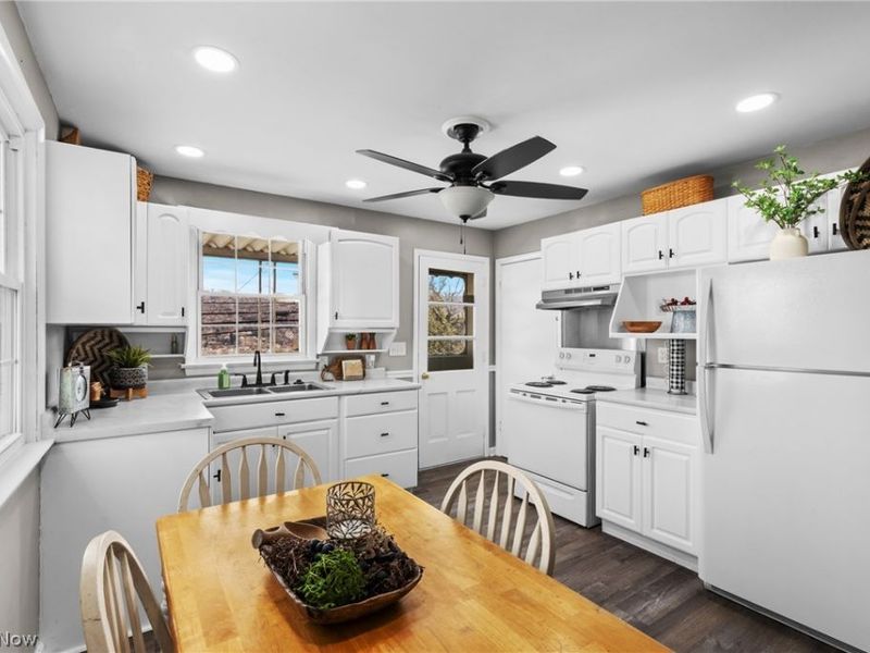 1408 N 9th Street , Martins Ferry, OH 43935 Photo 10