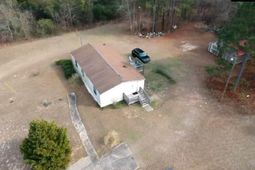 288 Peeler Road  photo 4