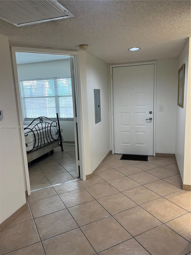 13105 SW 16th Ct, Unit 313L, Pembroke Pines, FL 33027 Photo