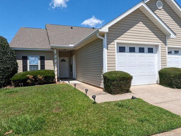 2651 S Juniper Street, Unit 300, Foley, AL 36535