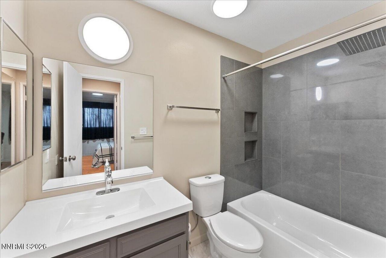 2177 Kietzke Lane, Unit D, Reno, NV 89502 Photo