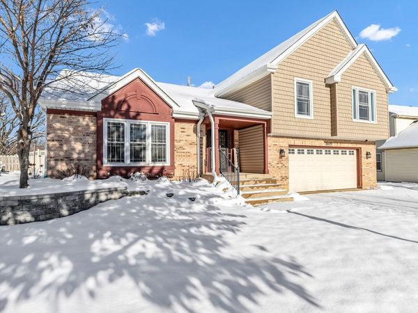 307 Orchard Lane , Bloomingdale, IL 60108