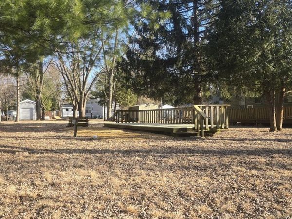 11/114 Woodhaven , Sublette, IL 61367