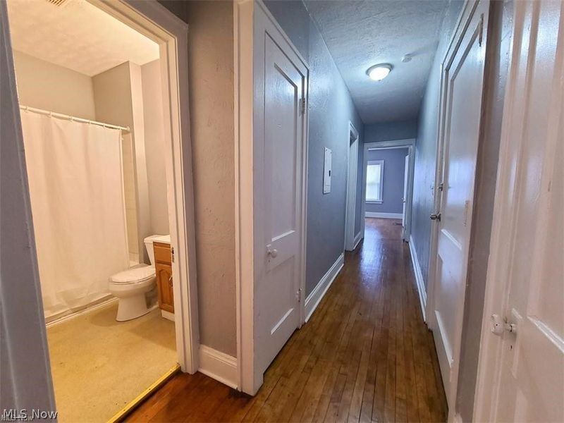 9222-26 Madison Avenue , Cleveland, OH 44102 Photo 27