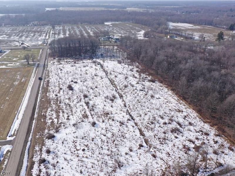 Oh-7 , Andover, OH 44003 Photo 6