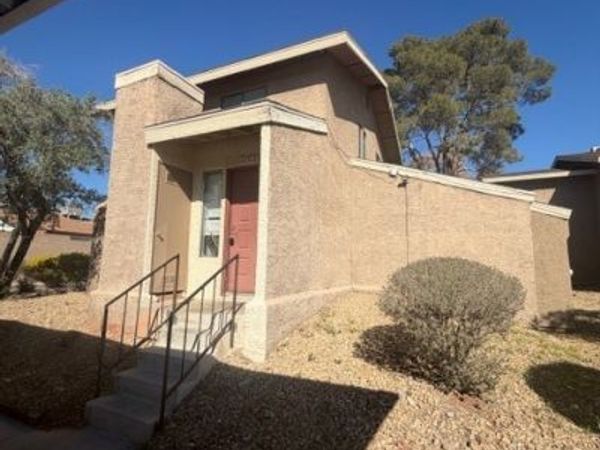 1622 Marathon Drive , Las Vegas, NV 89108