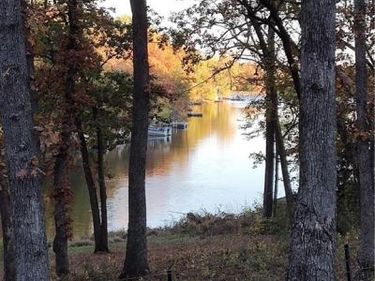 89 NW Lakeside Drive, Lacygne, KS 66040