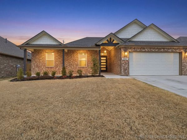 28007 E 107th Street S, Coweta, OK 74429