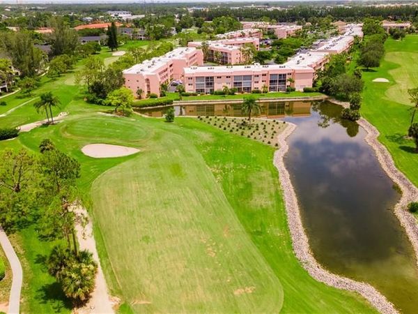 190 Turtle Lake CT , Unit 311, NAPLES, FL 34105