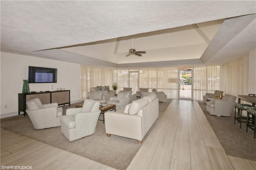 190 Turtle Lake Ct, Unit 311, Naples, FL 34105 Photo
