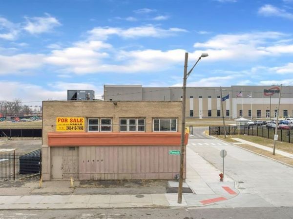 14400 PLYMOUTH Road , Detroit, MI 48227