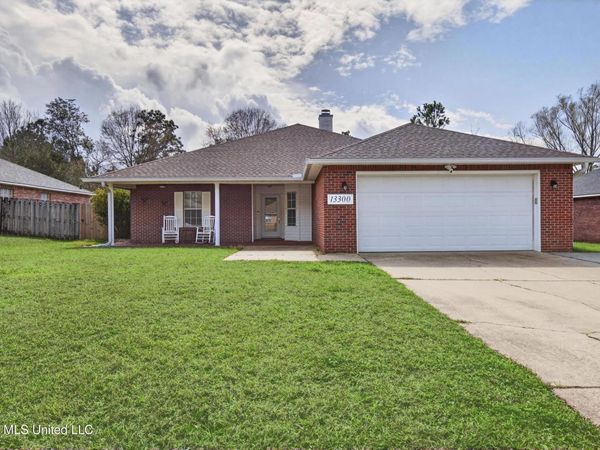 13300 Sunview Cove, Ocean Springs, MS 39565
