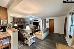 1156 Crosshill Lane photo 4