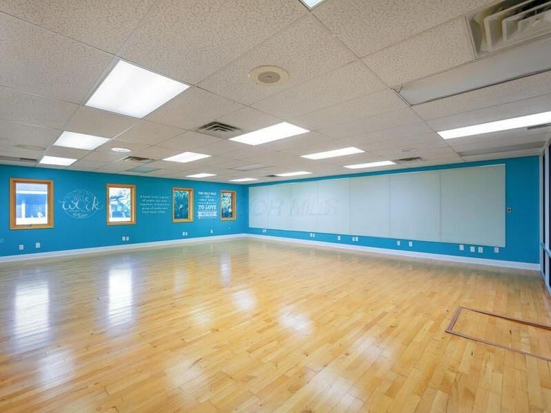 171 Green Meadows Drive S, Lewis Center, OH 43035 Photo 10