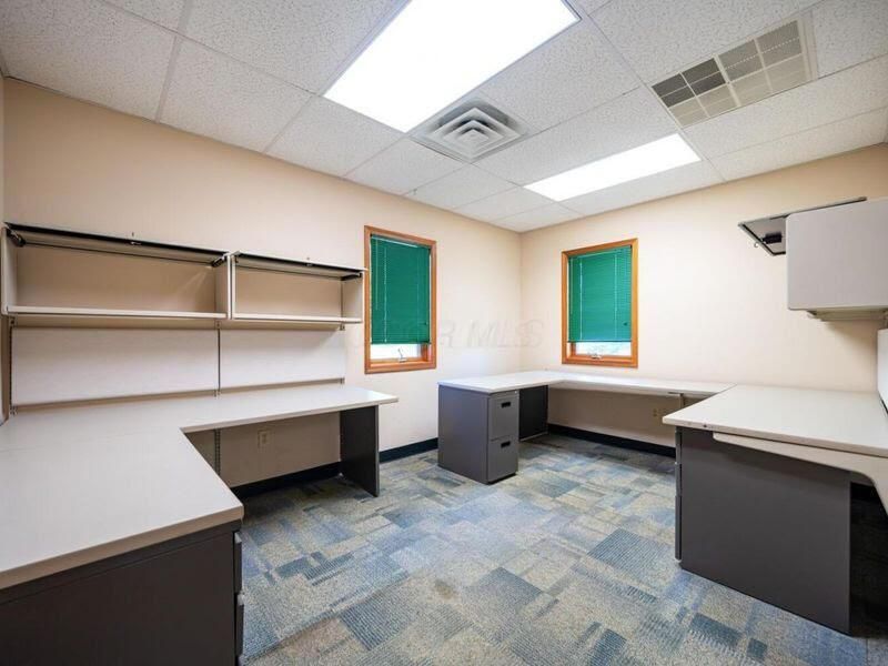 171 Green Meadows Drive S, Lewis Center, OH 43035 Photo 18