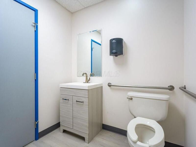 171 Green Meadows Drive S, Lewis Center, OH 43035 Photo 9