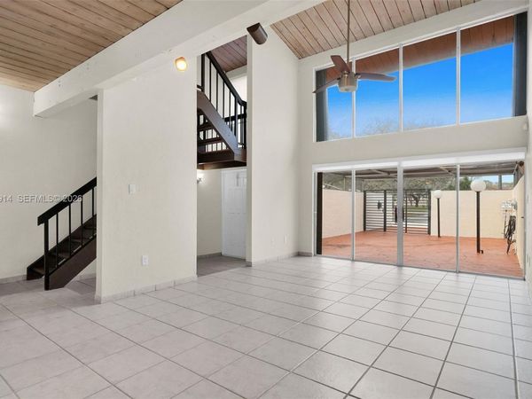 7601 SW 105th Ave, Miami, FL 33173