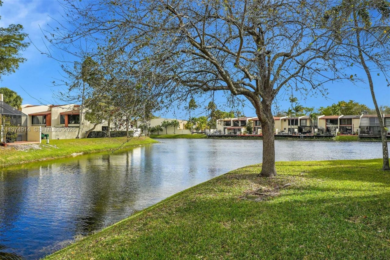 7601 SW 105th Ave, Miami, FL 33173 Photo