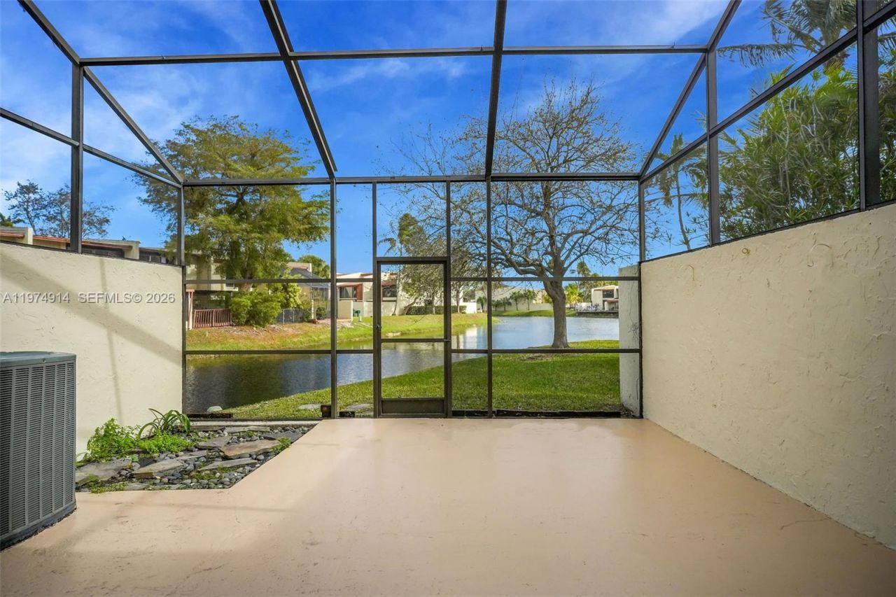 7601 SW 105th Ave, Miami, FL 33173 Photo