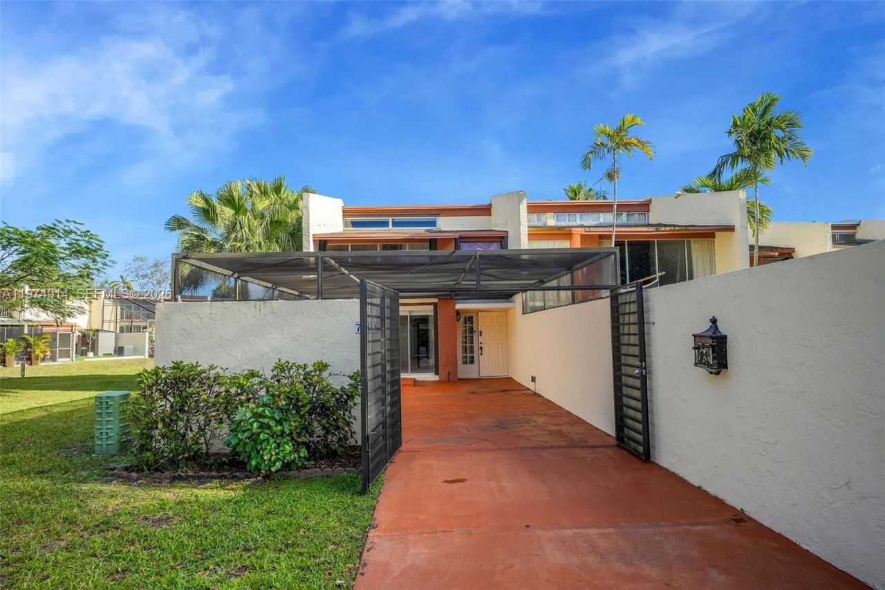 7601 SW 105th Ave, Miami, FL 33173 Photo