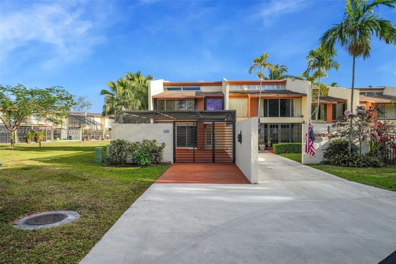 7601 SW 105th Ave, Miami, FL 33173 Photo