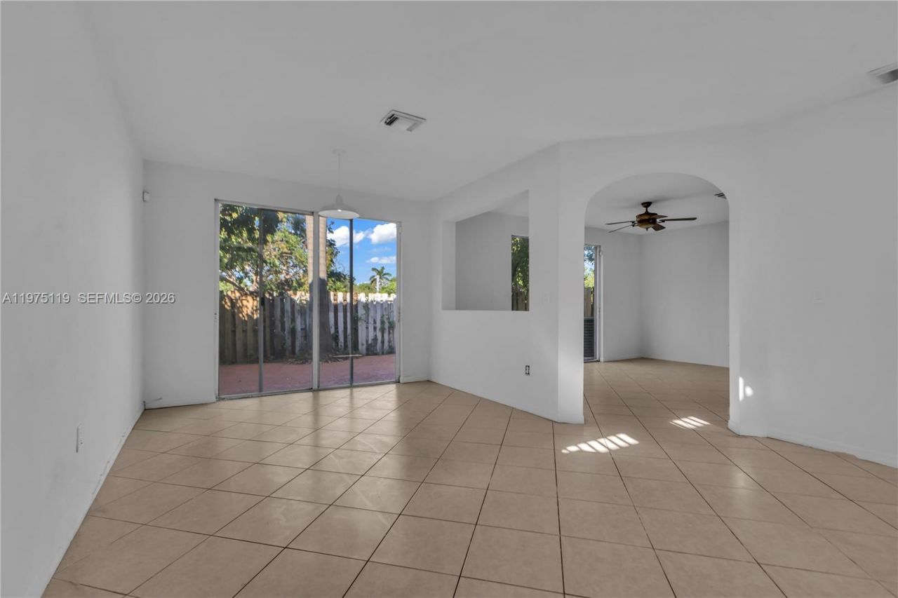 27463 SW 137th Ct, Unit 27364, Homestead, FL 33032 Photo