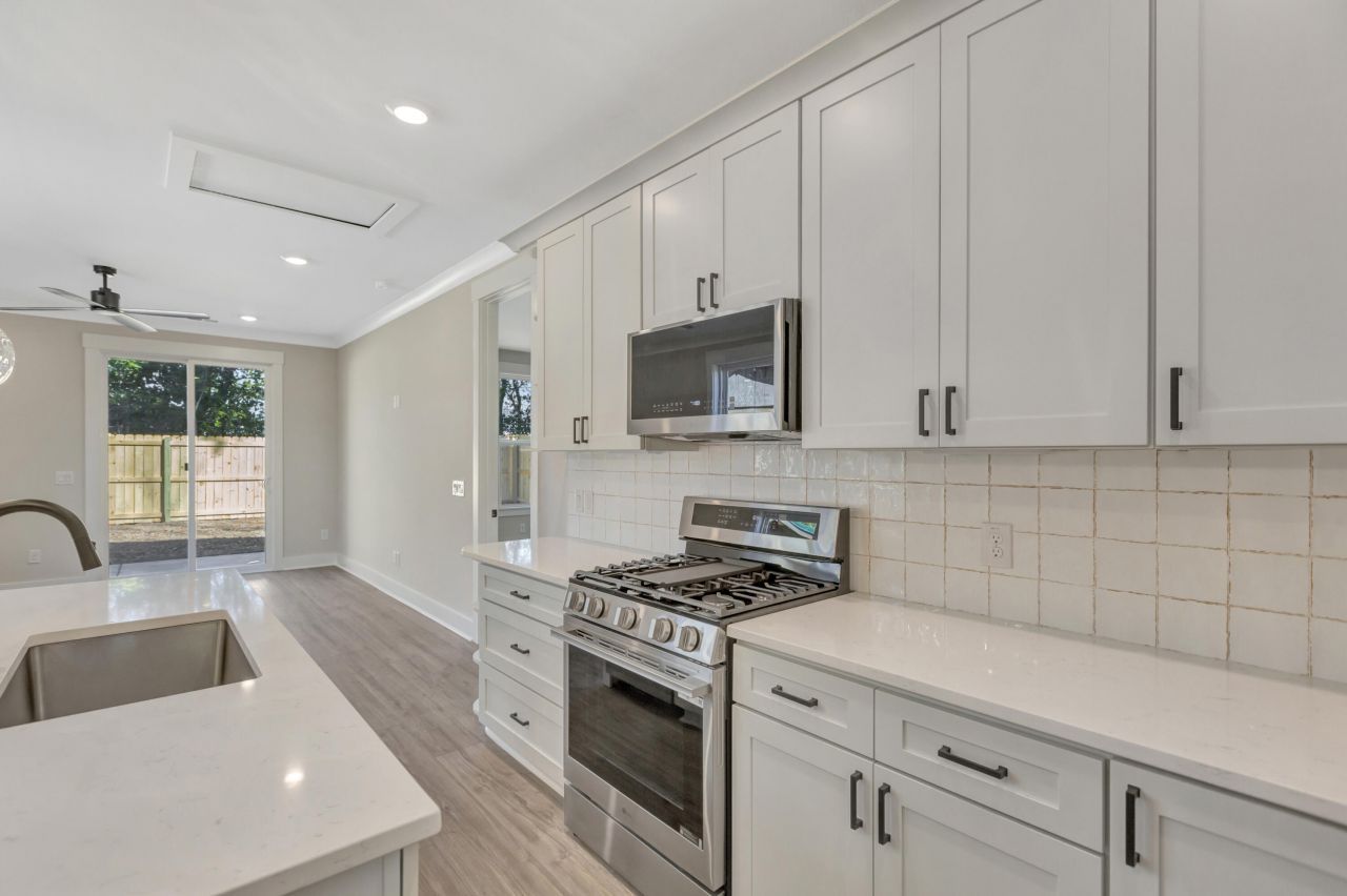 1910/1912 Piper Drive Photo 18